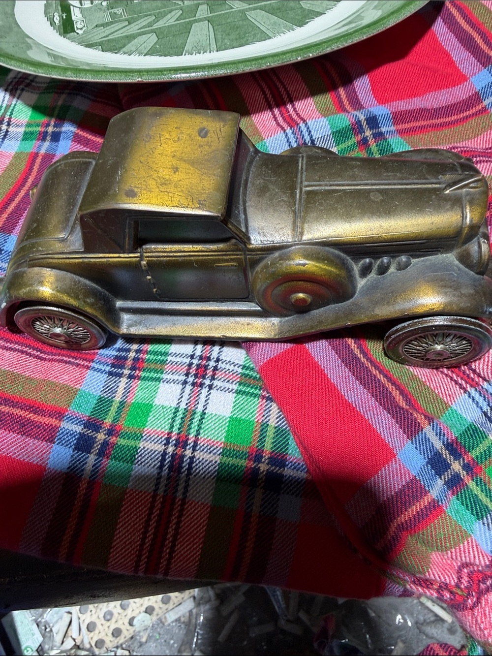 Vintage 1974 banthrico coin bank r